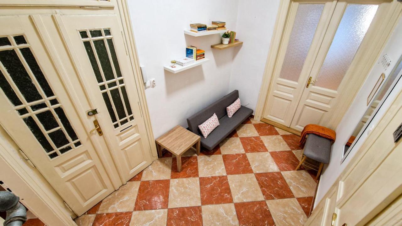 Apartamento Pearl Apartman Győr Exterior foto